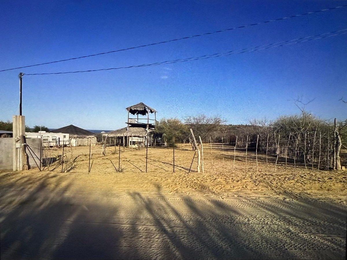 Foto frente al terreno, foto 1 de 17