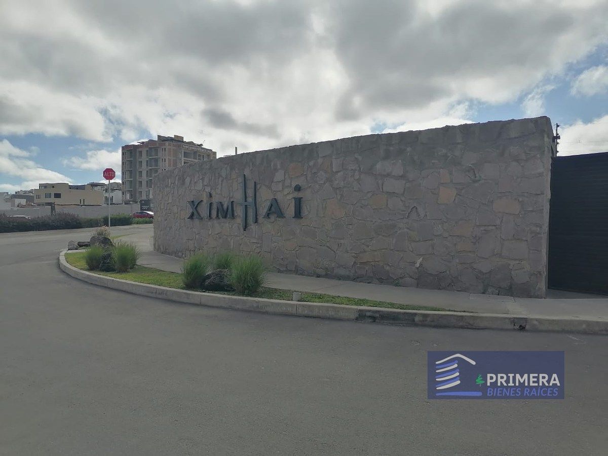 Casa em condomínio fechado em Zibatá, El Marqués, foto 2 de 17