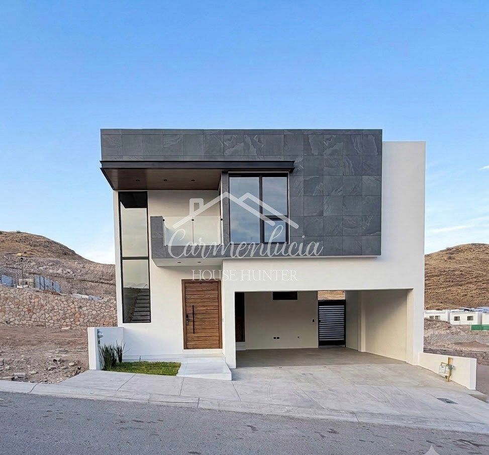 CASA À VENDA EM VALLE ESCONDIDO FRENTE AO PARQUE, foto 1 de 27