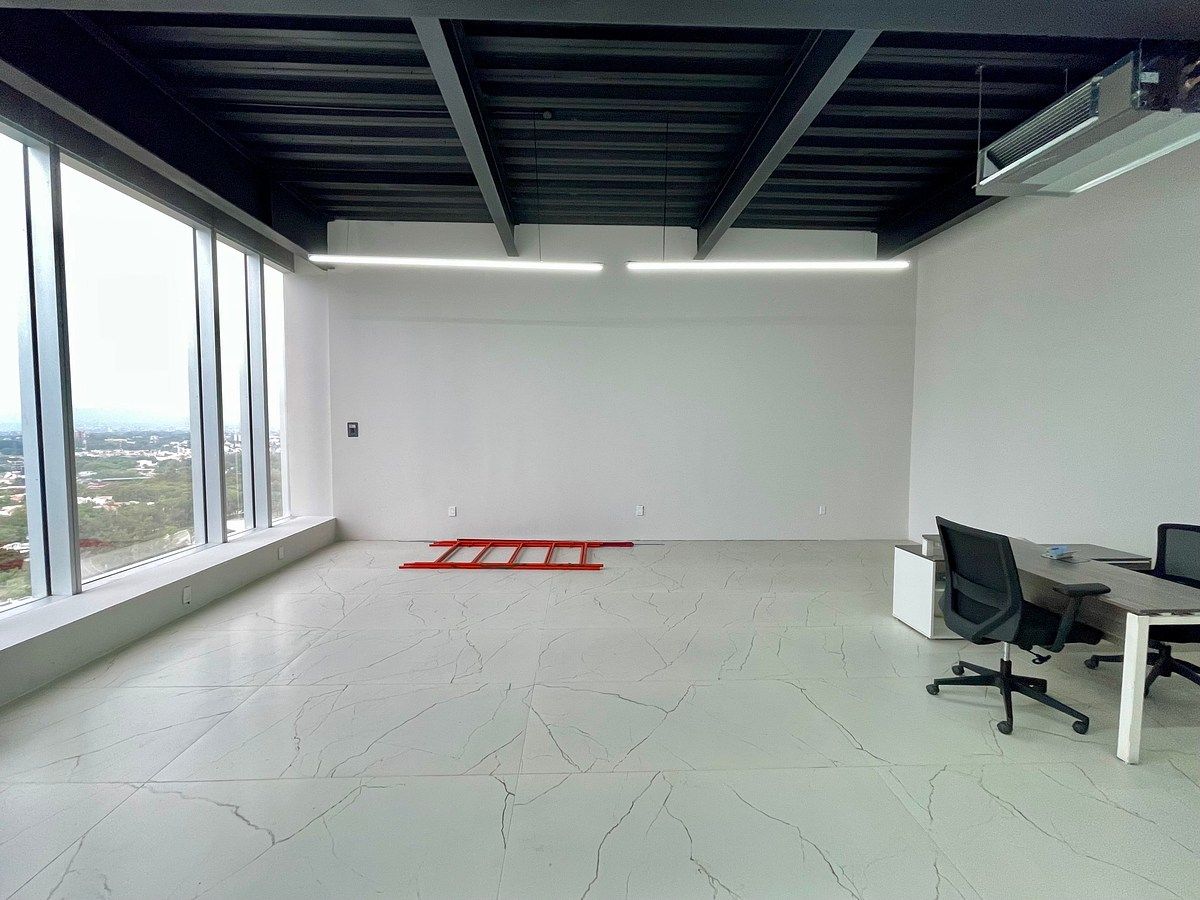 Oficina en Puerta de Hierro, Zapopan, foto 13 de 32