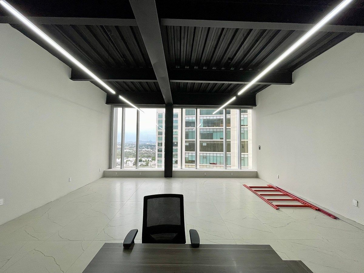 Oficina en Puerta de Hierro, Zapopan, foto 18 de 32