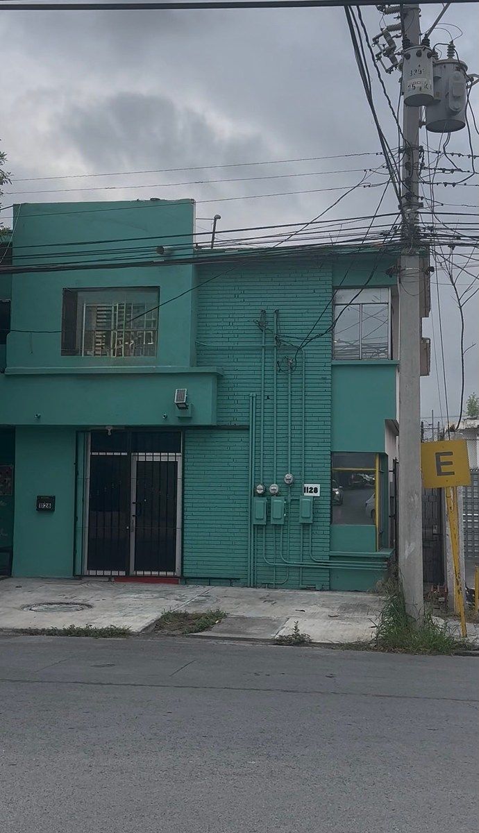OFICINA EN RENTA EN MITRAS SUR, foto 1 de 10