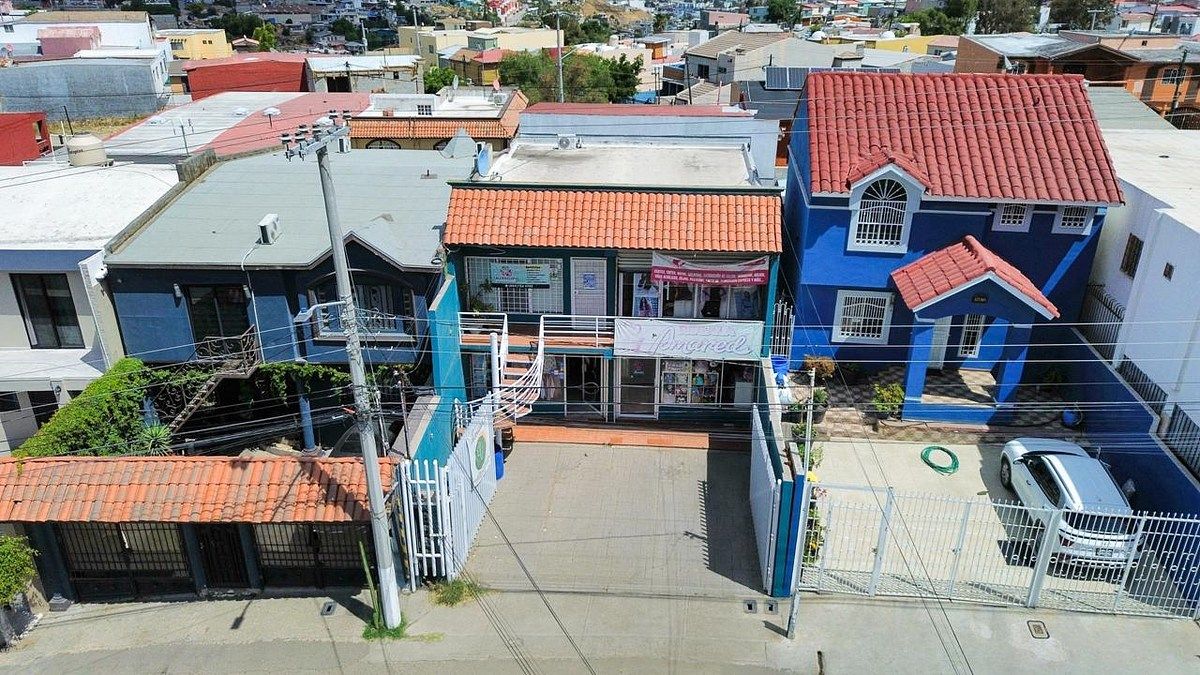 VENTA de 4 locales Comerciales (Hacienda acuaducto), foto 1 de 2