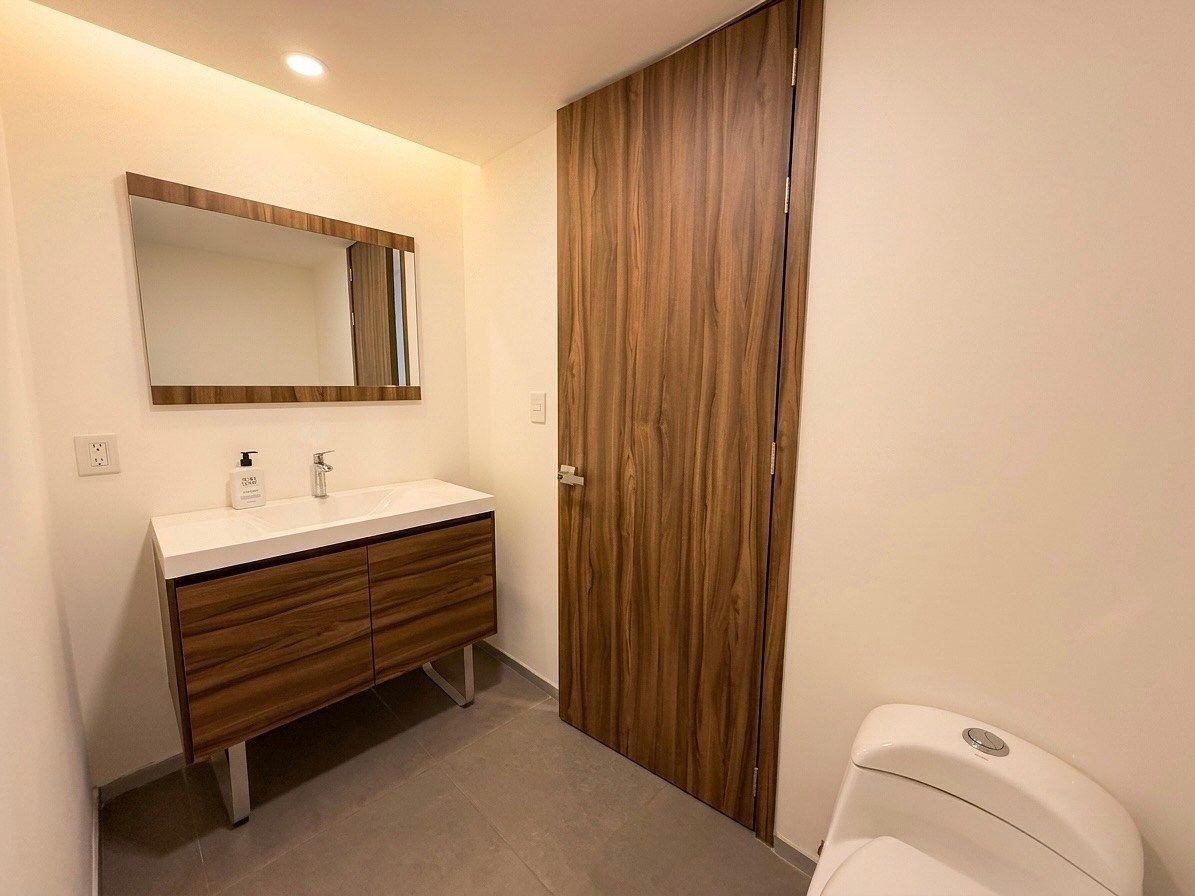 Medio Baño, foto 15 de 24