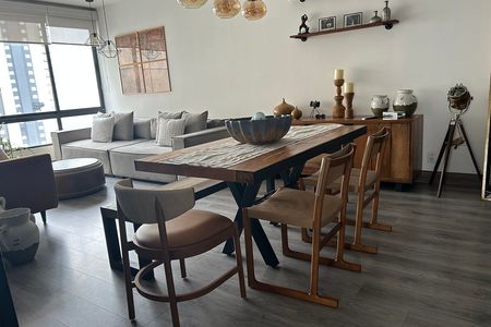 PENTHOUSE MODERNO CON TERRAZA Y VISTA PANORÁMICA EN BOSQUE REAL