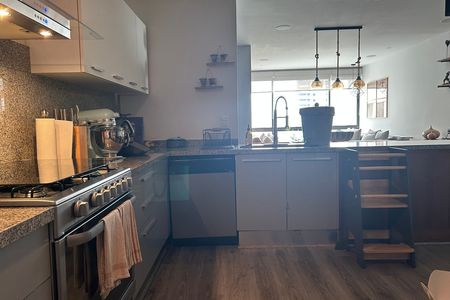 PENTHOUSE MODERNO CON TERRAZA Y VISTA PANORÁMICA EN BOSQUE REAL