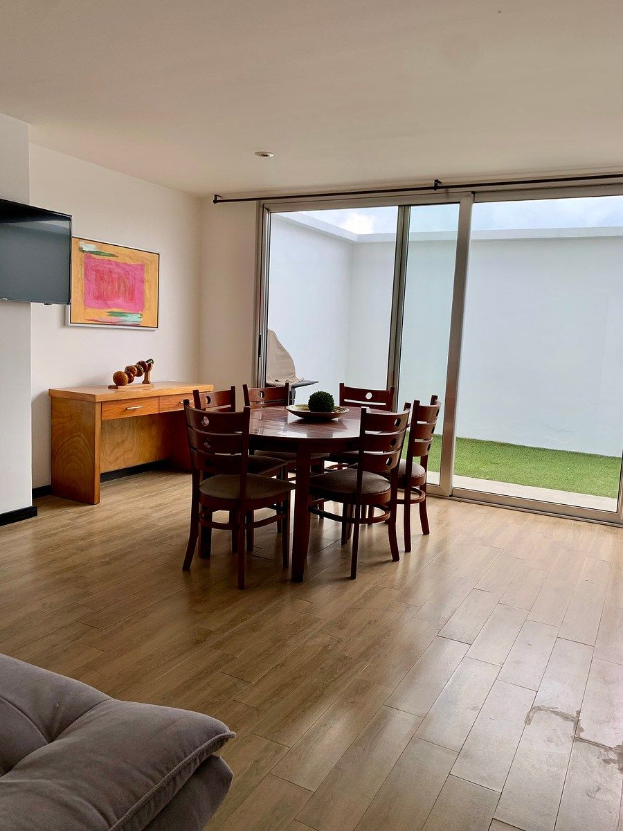 Apartamento en zona 4 - Image 1