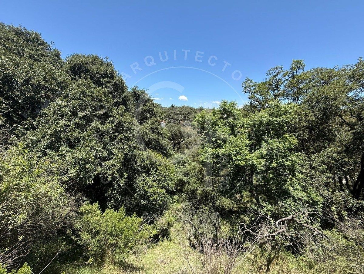 Venda de Terreno de mais de 1.000 m2 no Rancho San Juan, foto 1 de 8