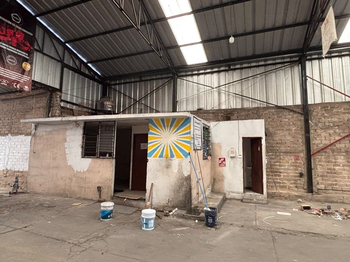 Galpão comercial em Ferrocarril, Guadalajara, foto 15 de 26