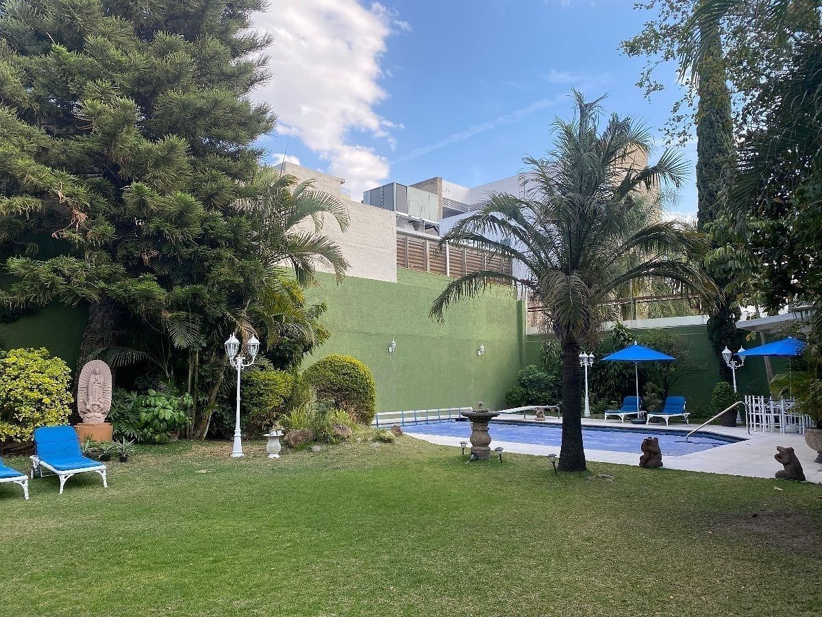 Casa en Venta en Ciudad del Sol  en Zapopan y alberca, foto 1 de 31