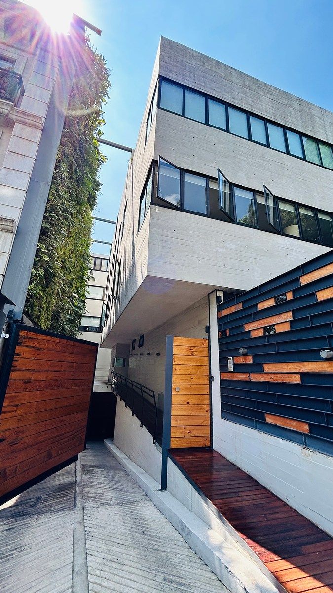 fachada, foto 1 de 30