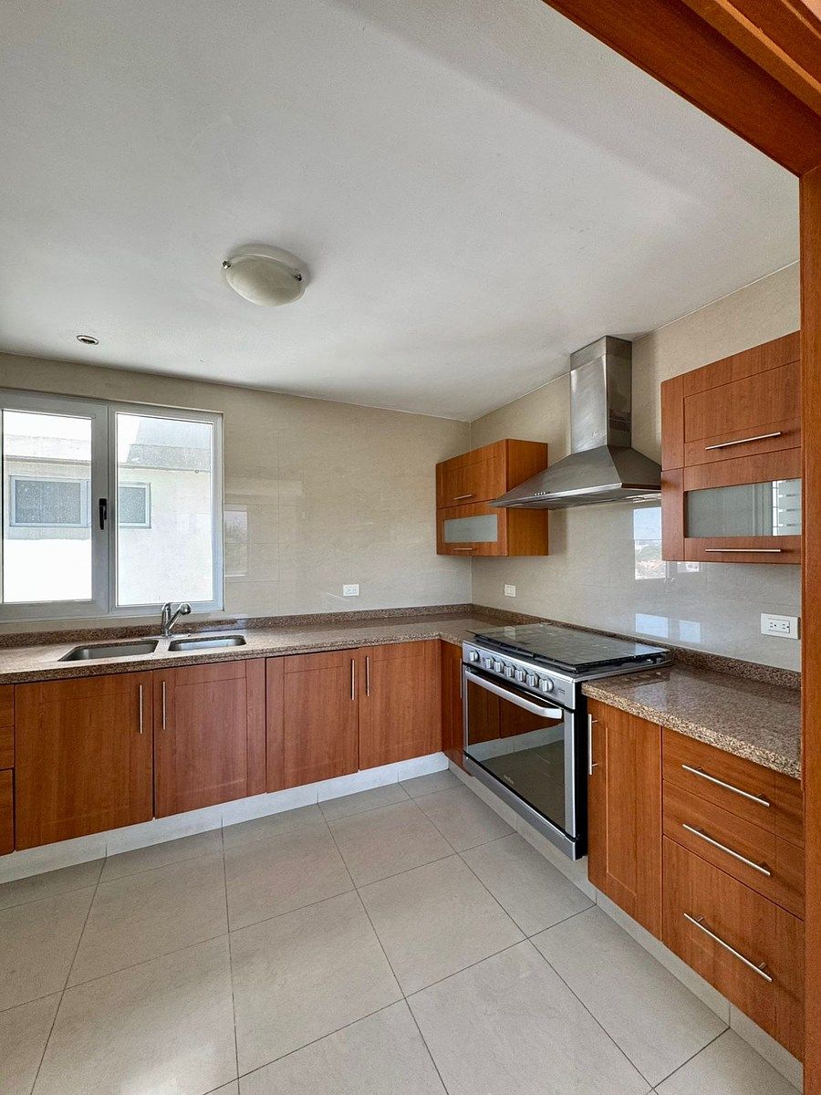 DEPARTAMENTO EN VENTA  FRENTE A PARQUE TANGAMANGA I, foto 1 de 14
