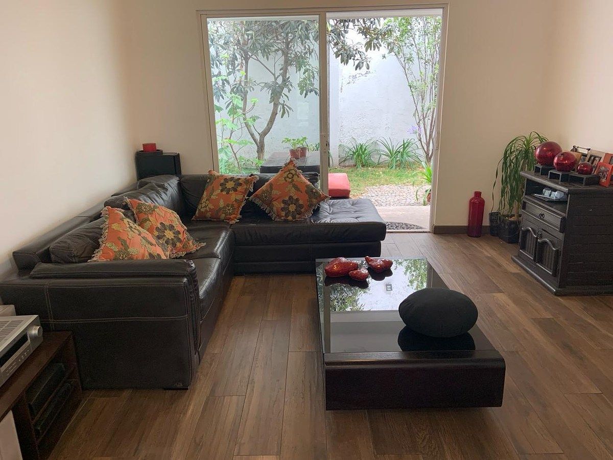 Casa em Vista del Valle II, III, IV y IX, Naucalpan de Juárez, foto 3 de 14