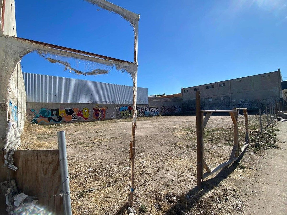 ATENÇÃO INVESTIDORES TERRENO COM LOCALIZAÇÃO ESTRATÉGICA, foto 1 de 3