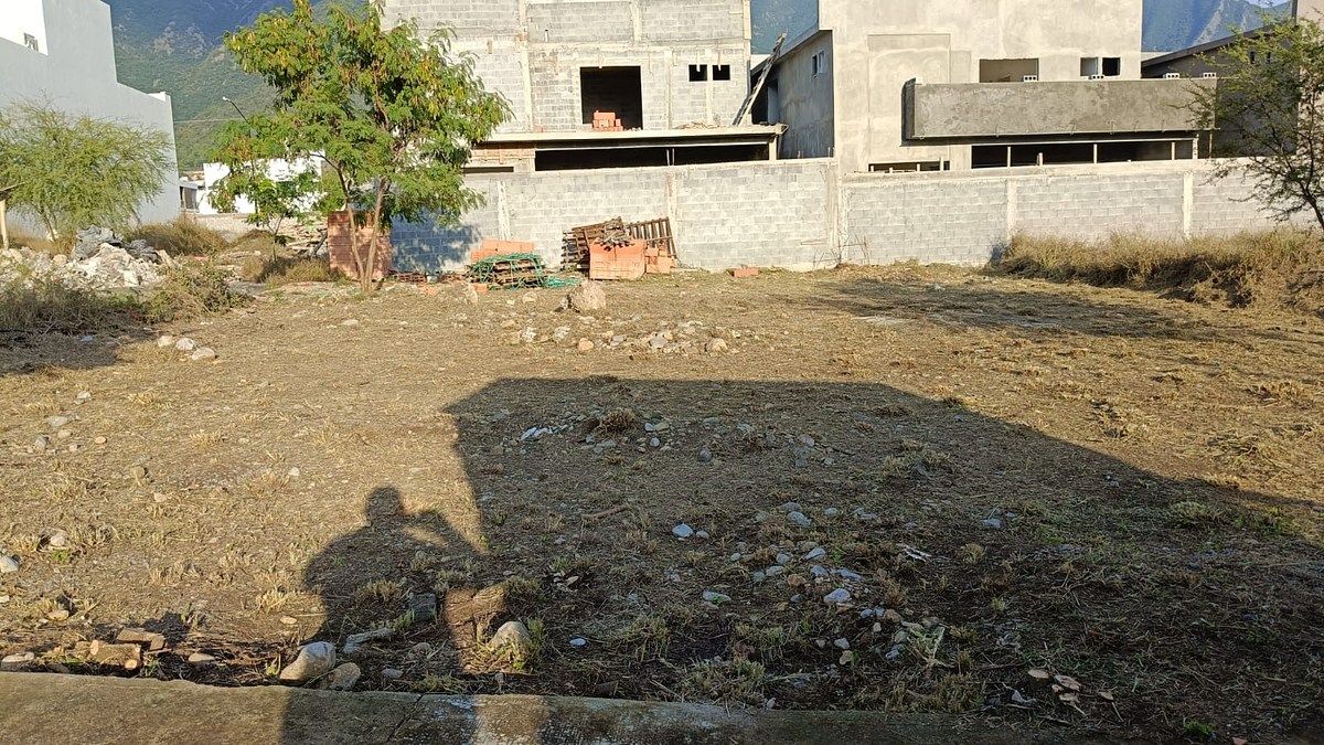 Lote em El Yerbaniz, Santiago, foto 2 de 5