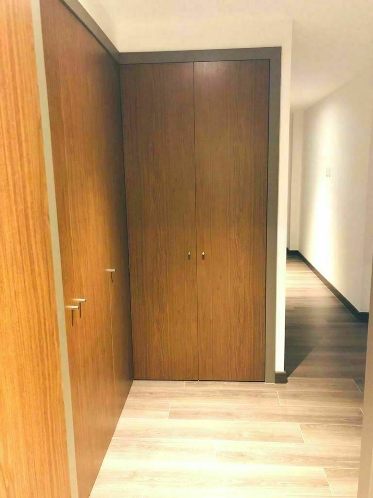 Vestidor y baño en recamara principal, foto 6 de 23