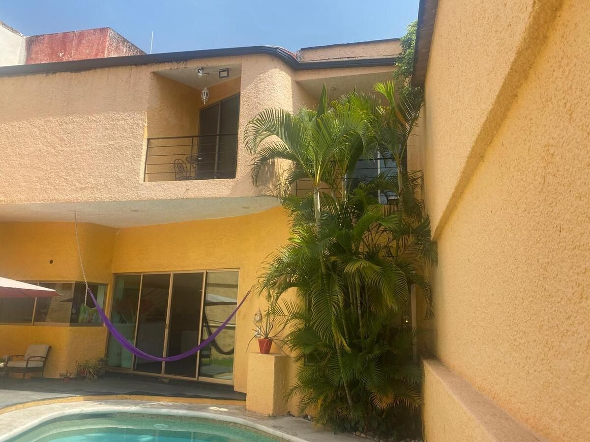 Casa en Lomas de Miraval, Cuernavaca, foto 3 de 12