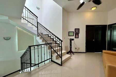 CASA VENTA EN SOBRE LA PRESA, CARRETERA NACIONAL