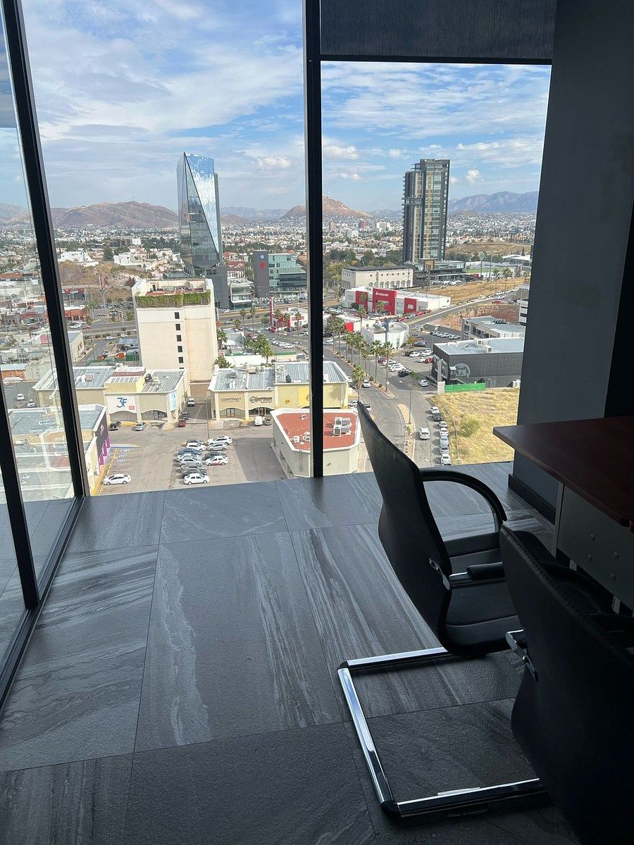 Oficina en Vista del Sol, Chihuahua, foto 13 de 23