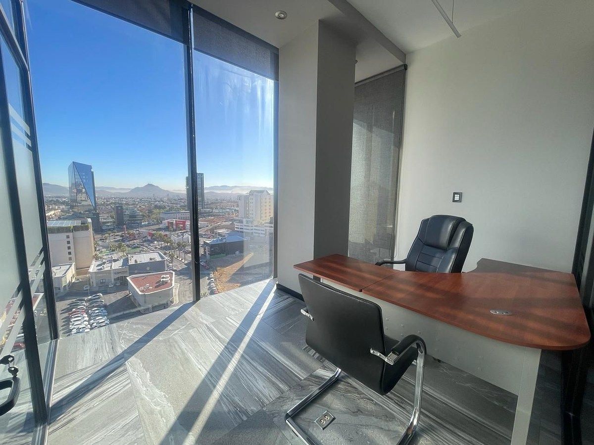 Oficina en Vista del Sol, Chihuahua, foto 19 de 23