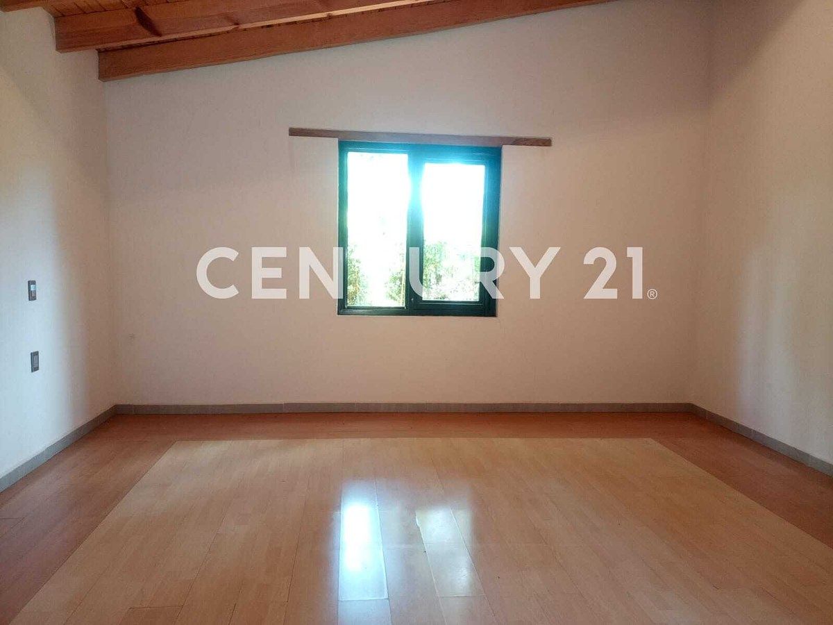 Casa em San Mateo Acatitlán, Valle de Bravo, foto 19 de 22