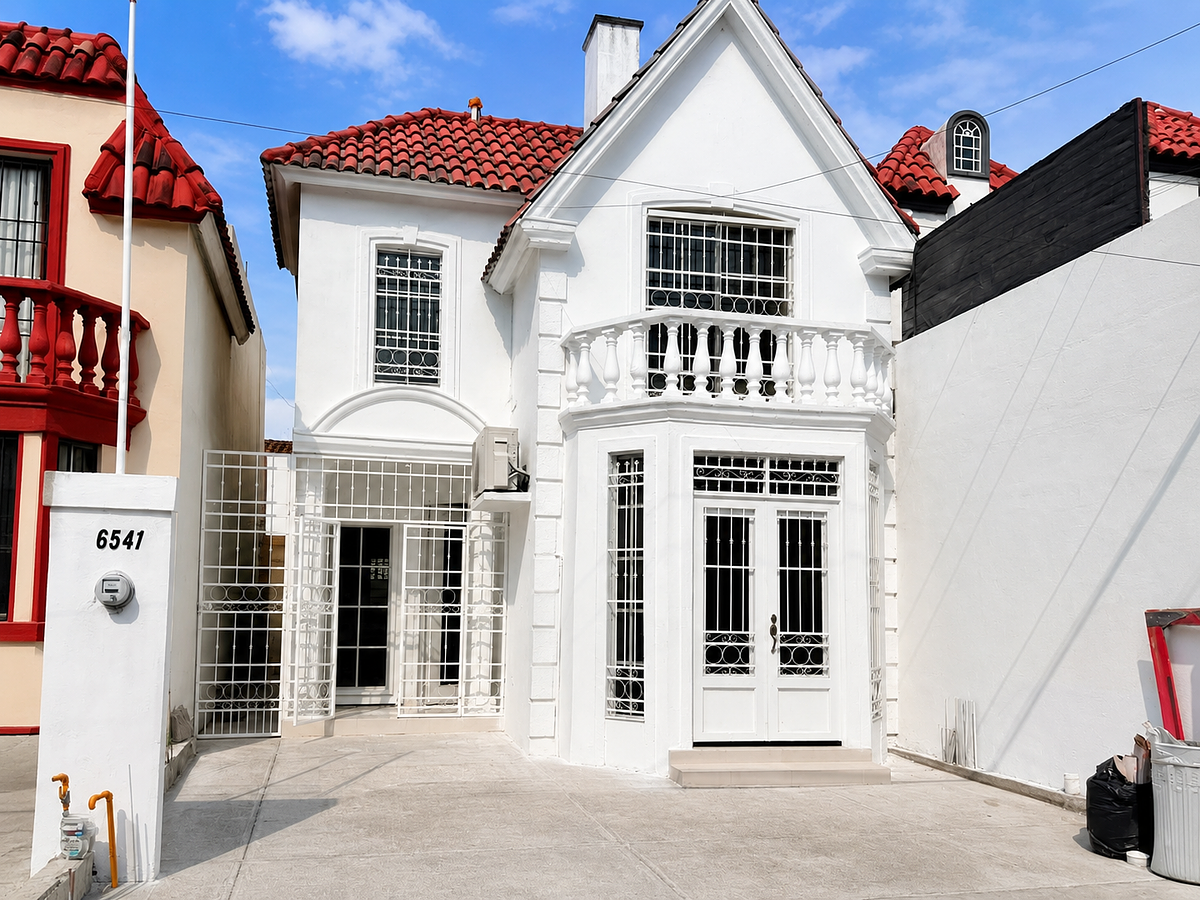 CASA EN RENTA EN CUMBRES ORO, MONTERREY, NUEVO LEÓN., foto 1 de 16