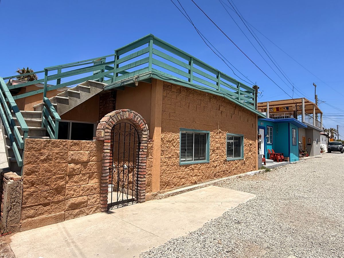 HOUSE #91 - TORRES FIELD (LAND LEASE), photo 1 of 20