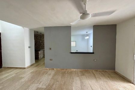 En renta casa con paneles solares en Vista Alegre Norte, Mérida, Yucatán.