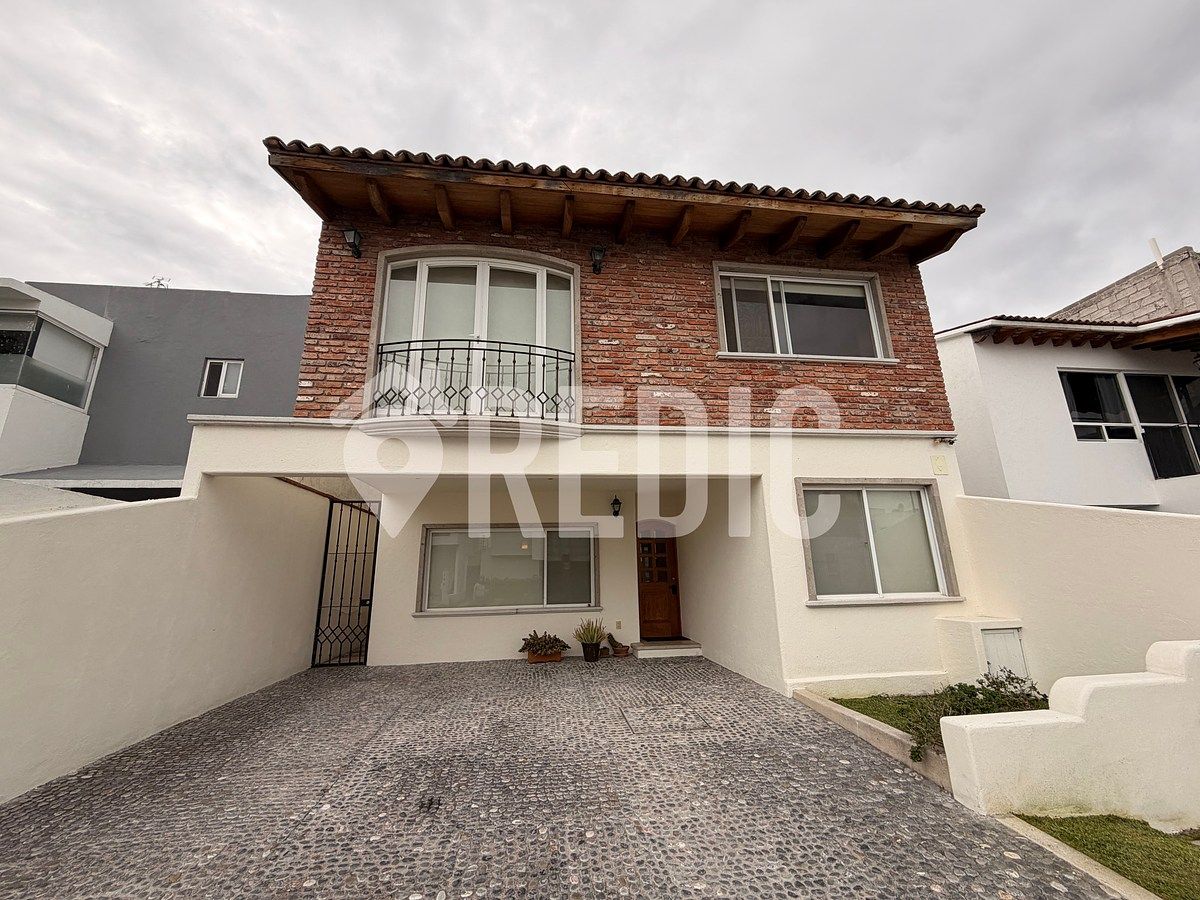 CASA EN RENTA  EN JURIQUILLA DE 3 REC, foto 1 de 20