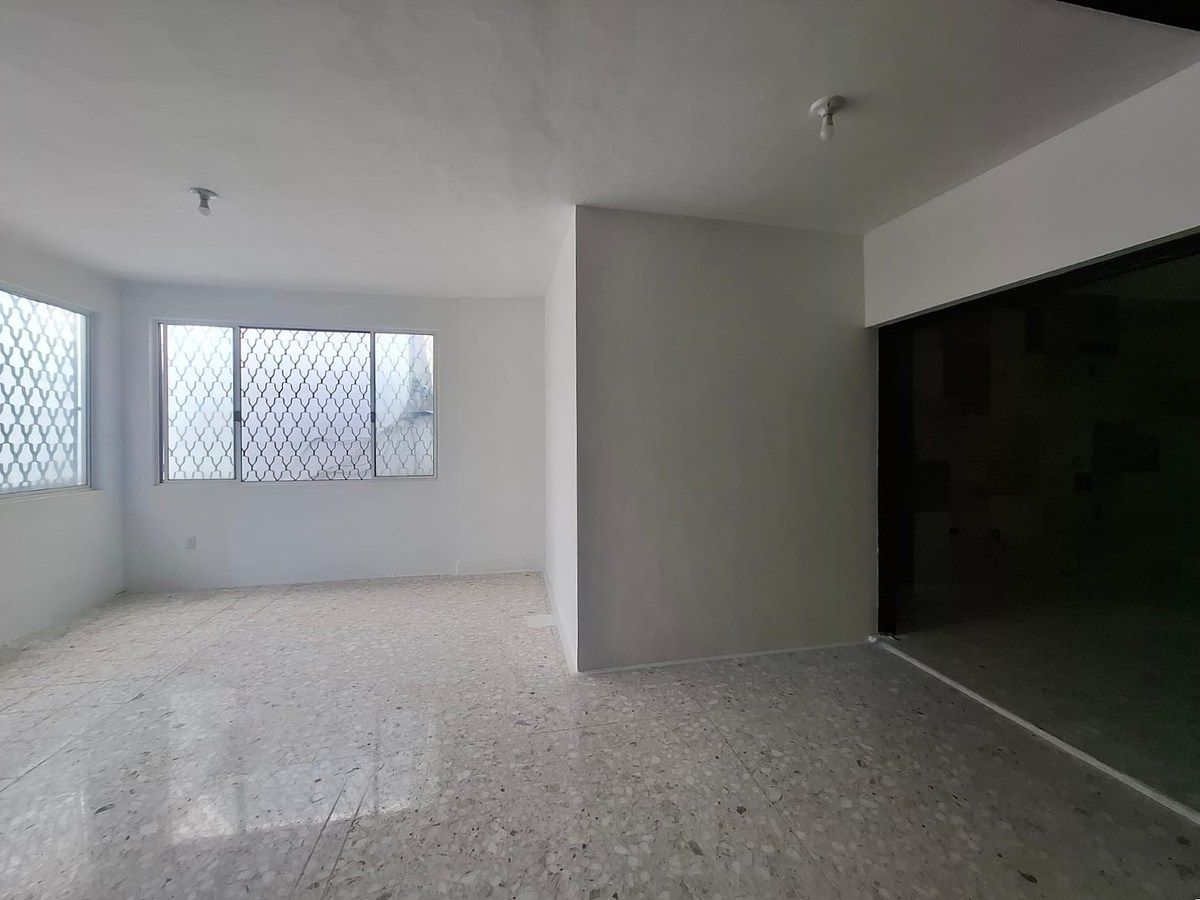 Local comercial en Las Cumbres 1 Sector, Monterrey, foto 11 de 14