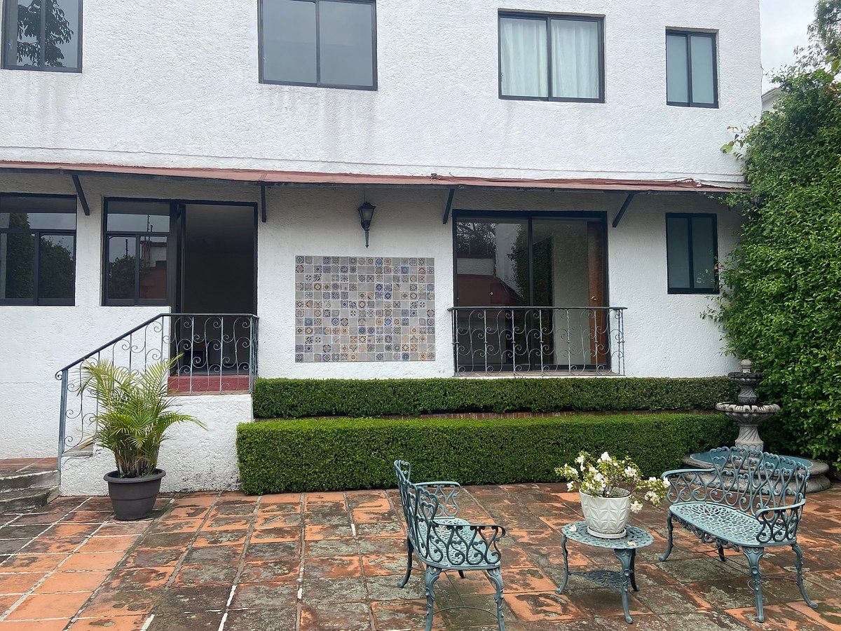 Casa en La Herradura Sección I, Huixquilucan, foto 2 de 4
