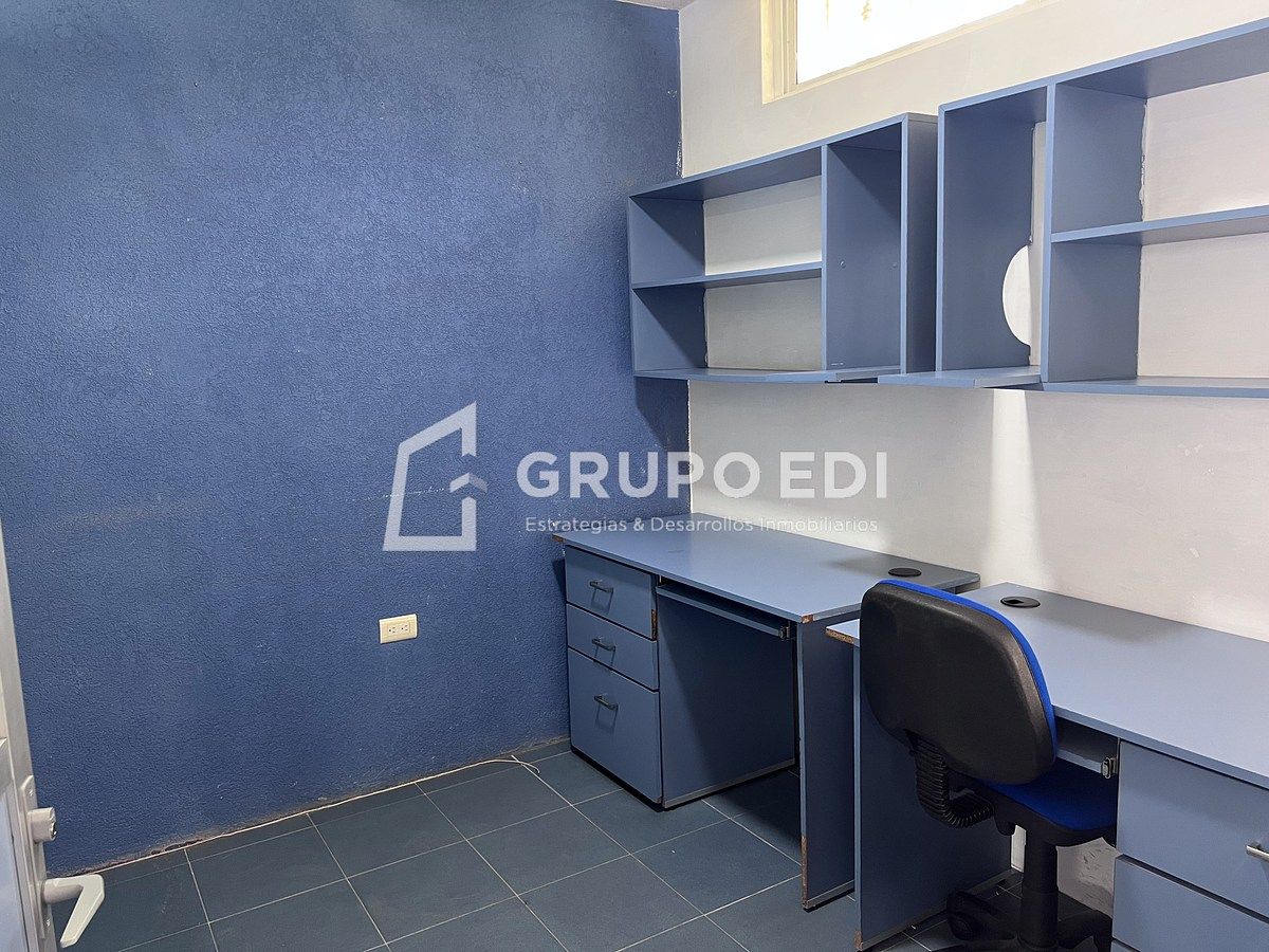 Office in Jardines de San Manuel, Puebla, photo 17 of 31