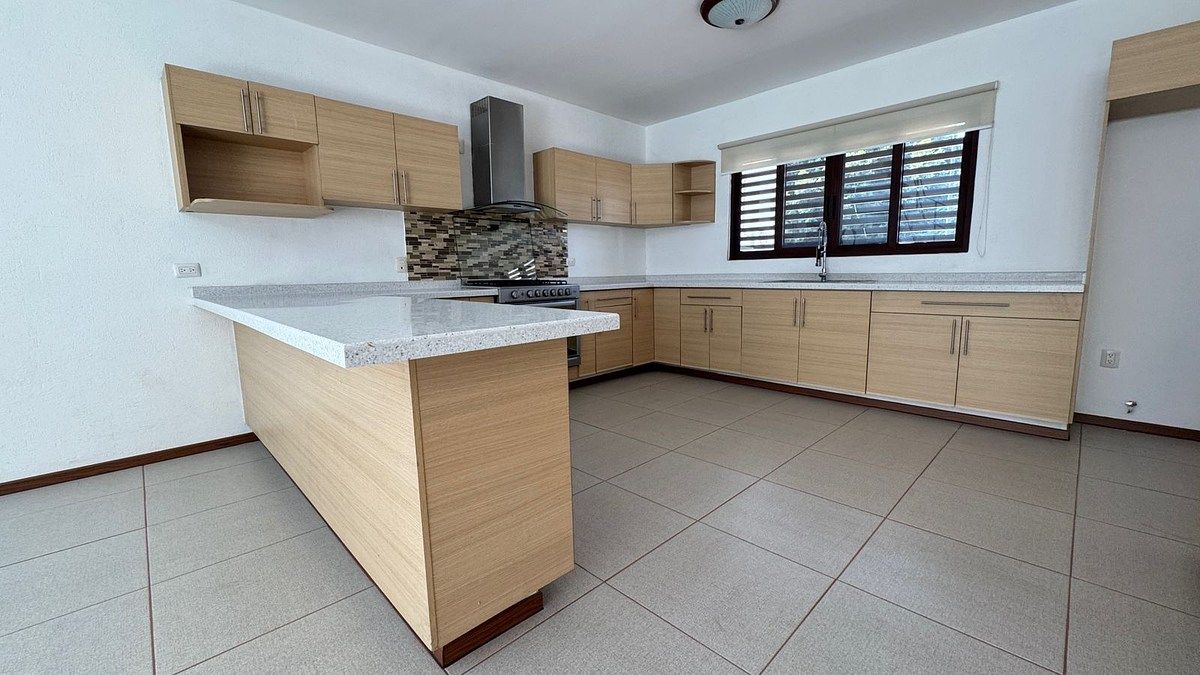 Casa en condominio en Provincia Santa Elena, Querétaro, foto 2 de 18