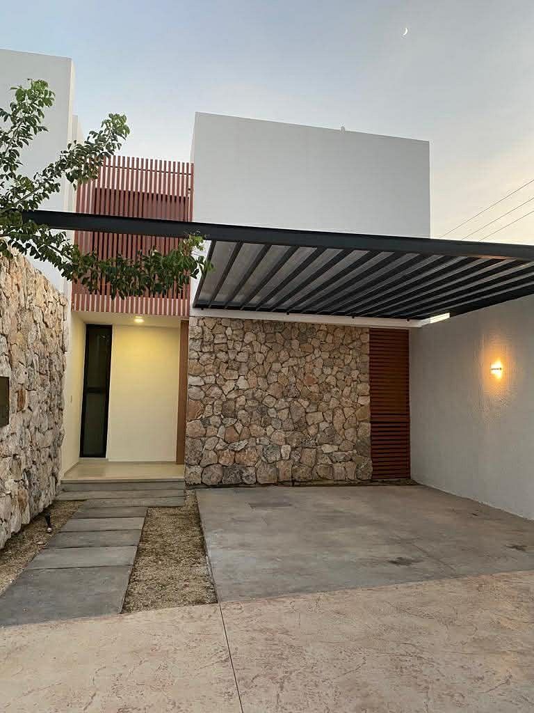 Townhouse en privada en venta en Temozón Norte, foto 1 de 22