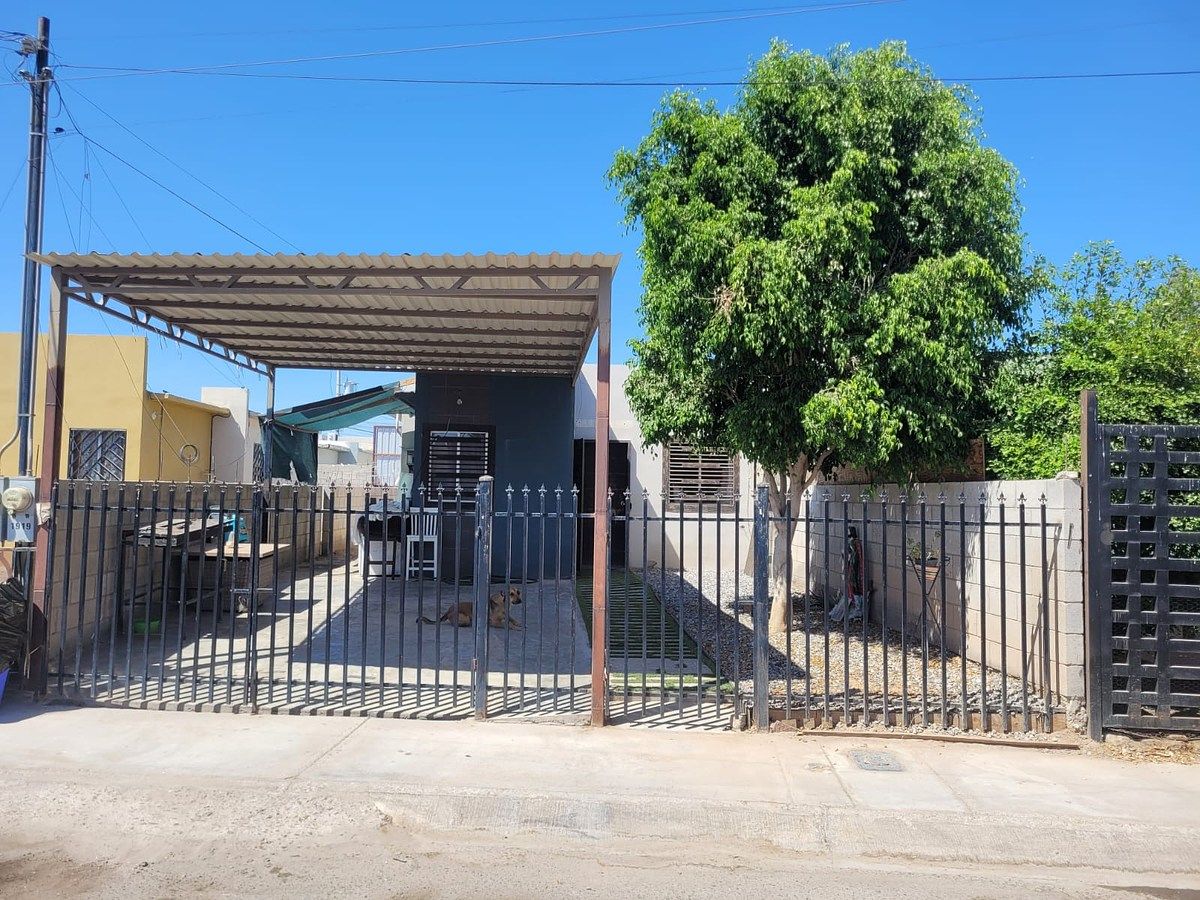 Se vende casa en Vicente Guerrero en Mexicali, foto 1 de 2