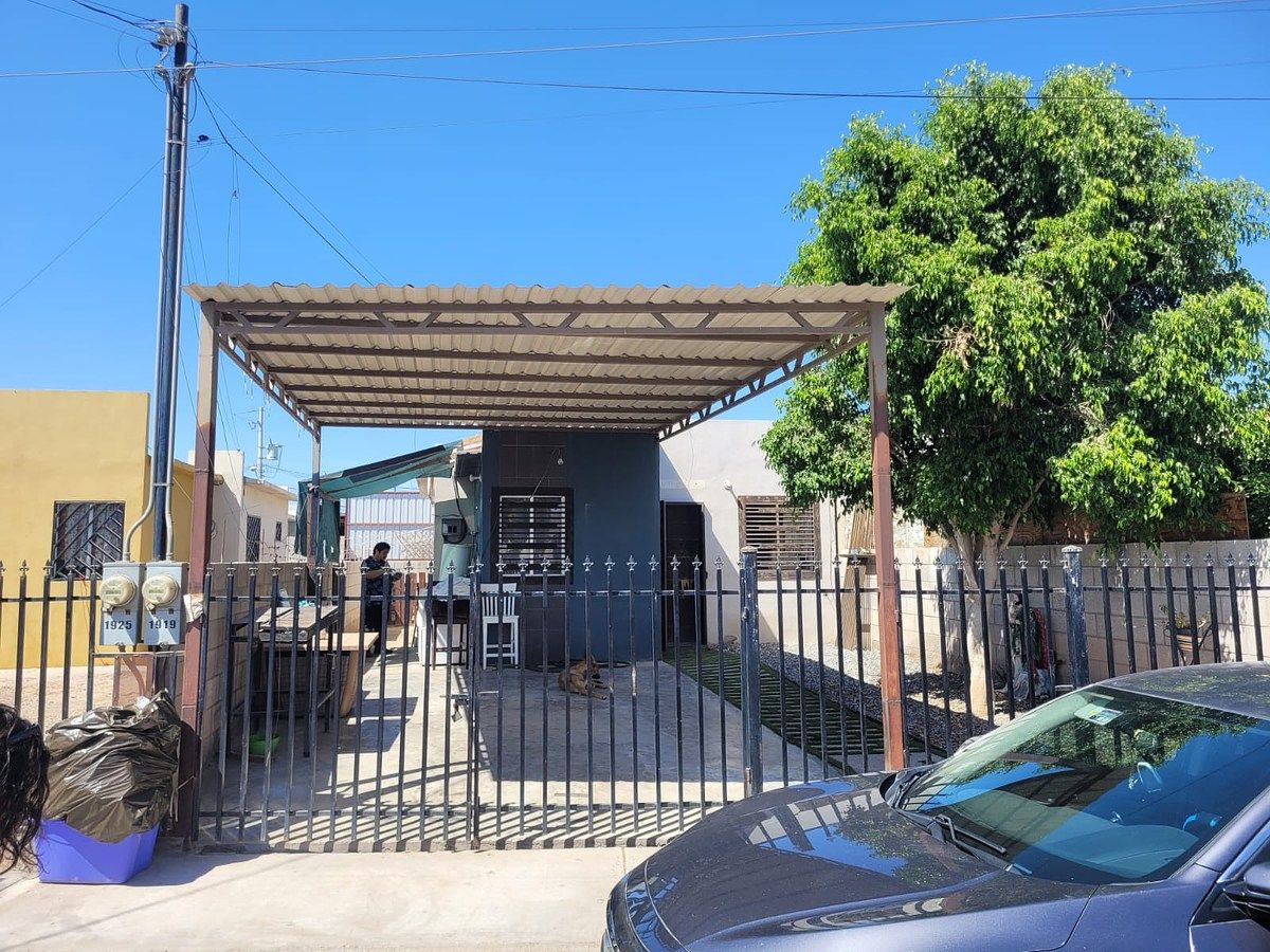 Casa en Vicente Guerrero, Mexicali, foto 2 de 2