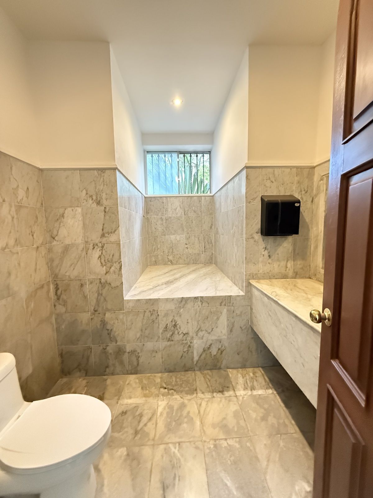 Sala Comercial em Paseo de Montejo, Mérida, foto 33 de 34