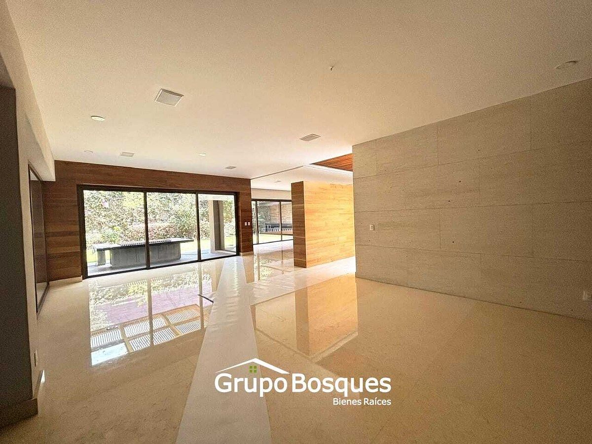 Casa à Venda em Bosques de las Lomas, CDMX, foto 1 de 39