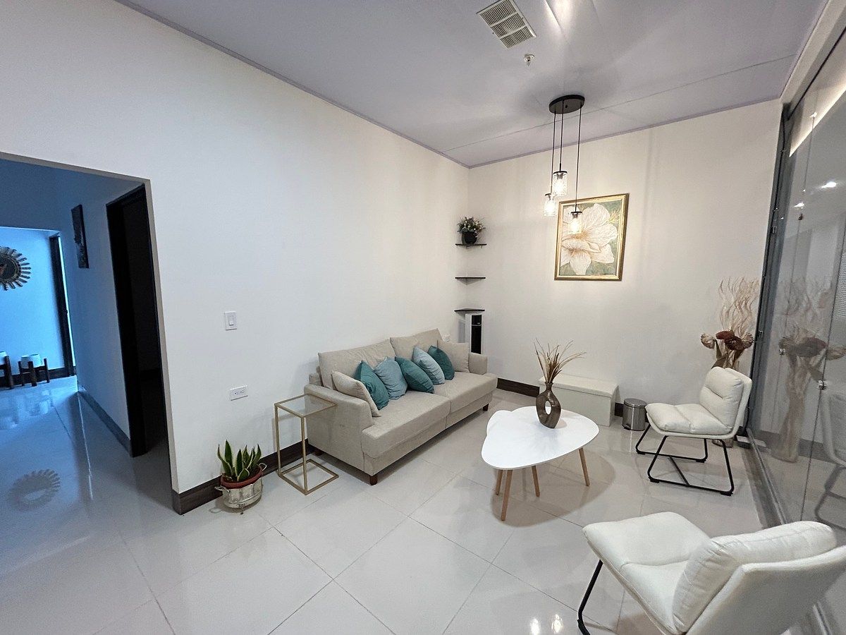 Sala de espera, foto 1 de 6