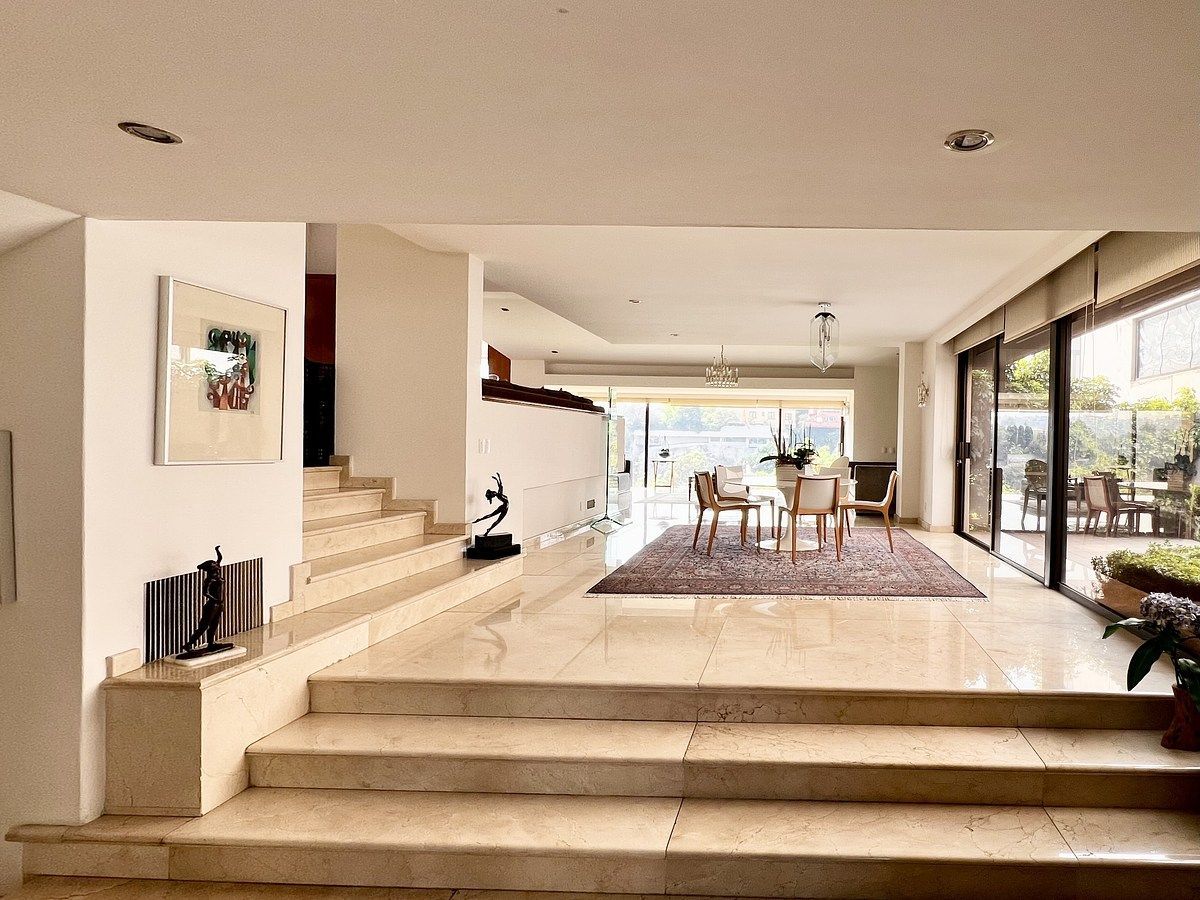 Excelente casa em Bosques de las Lomas, foto 1 de 35
