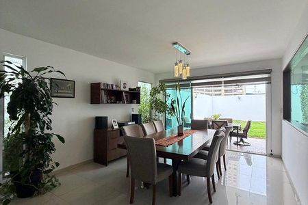 Casa en renta en cumbres del lago amueblada