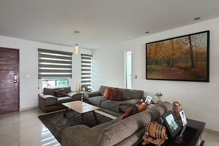 Casa en renta en cumbres del lago amueblada