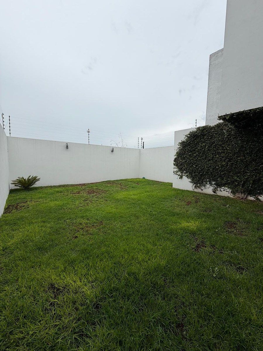 Casa en renta en cumbres del lago amueblada, foto 1 de 28