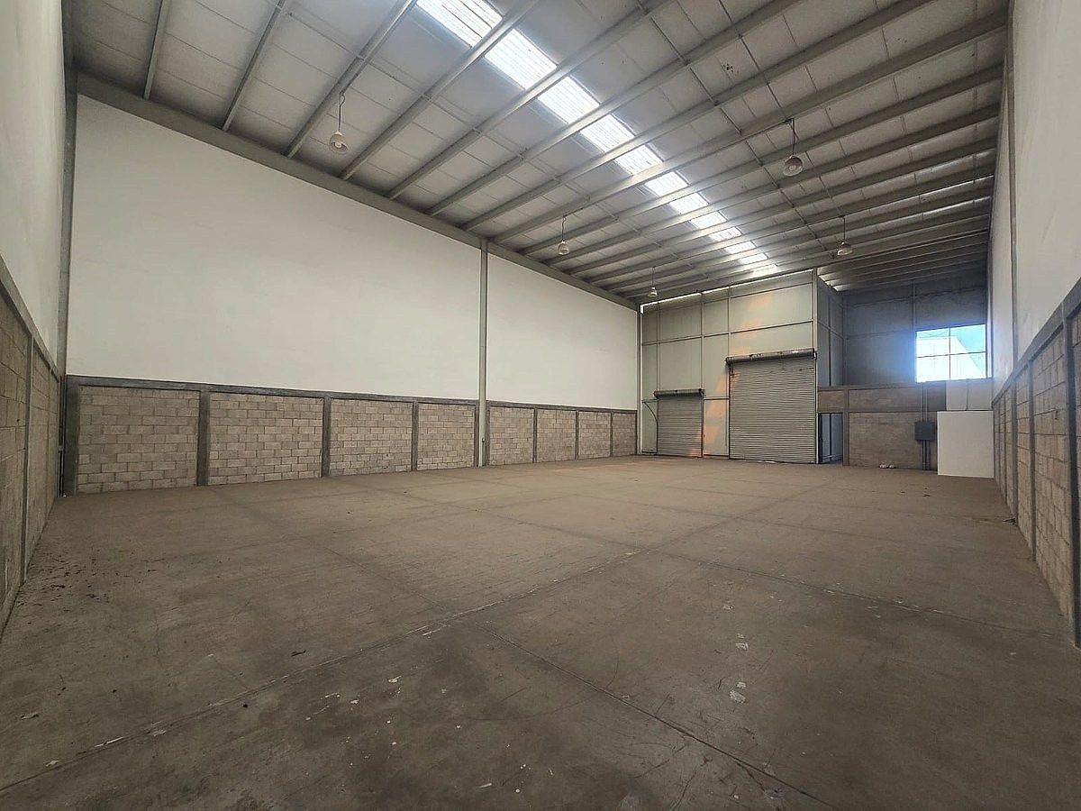 Prédio industrial em Los Ángeles, Corregidora, foto 7 de 12