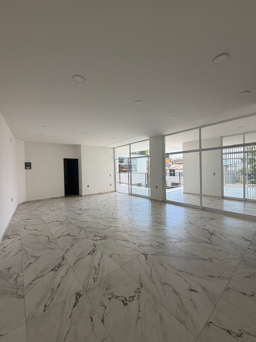 Retail Space in Volcanes, Oaxaca de Juárez, photo 13 of 24