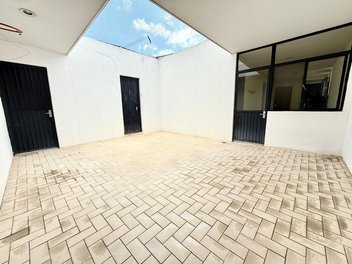 Casa em Ladrón de Guevara, Guadalajara, foto 23 de 26