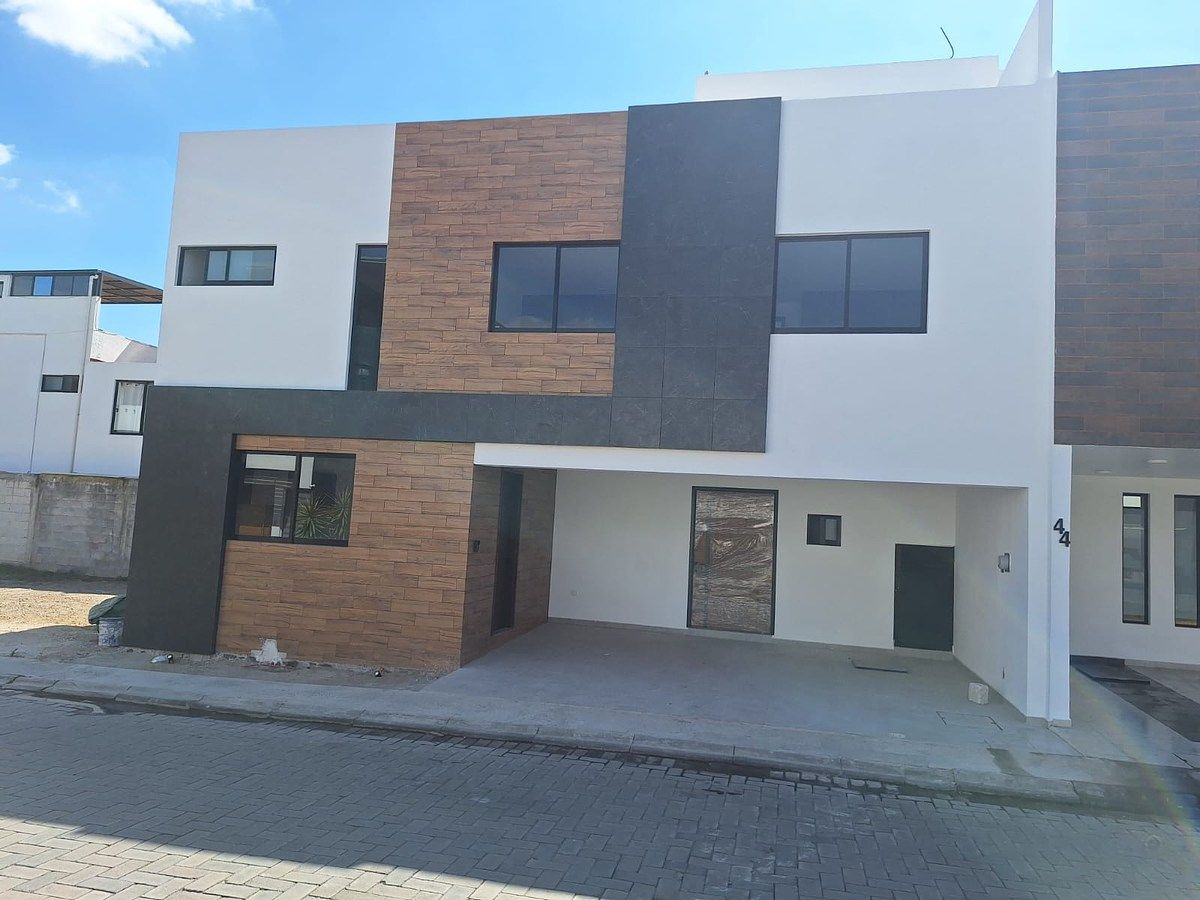 CASA EN VENTA EN SAN PEDRO CHOLULA, PUEBLA, foto 1 de 14