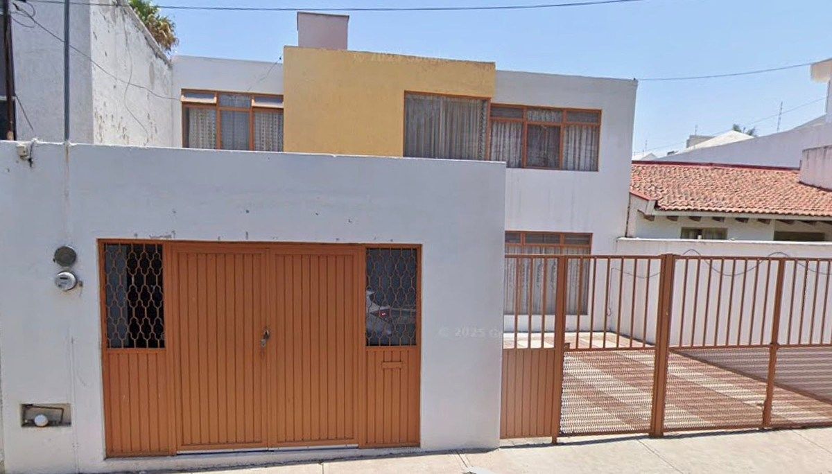 CASA EN CARRETAS, QUERETARO, photo 1 of 17
