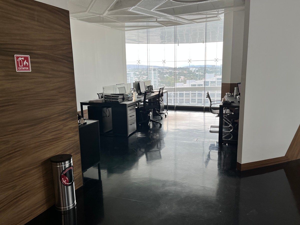 Sala Comercial em Puerta de Hierro, Zapopan, foto 5 de 34