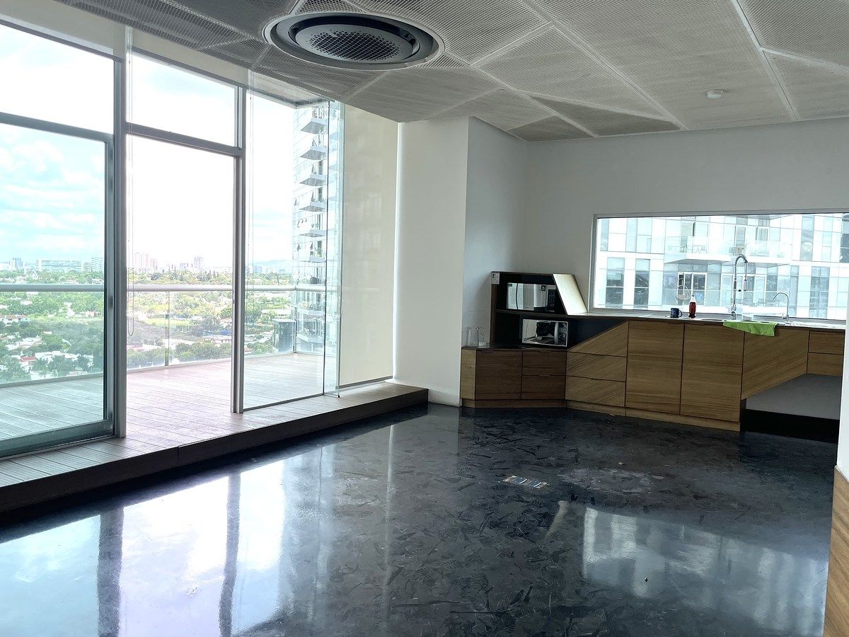Sala Comercial em Puerta de Hierro, Zapopan, foto 2 de 17